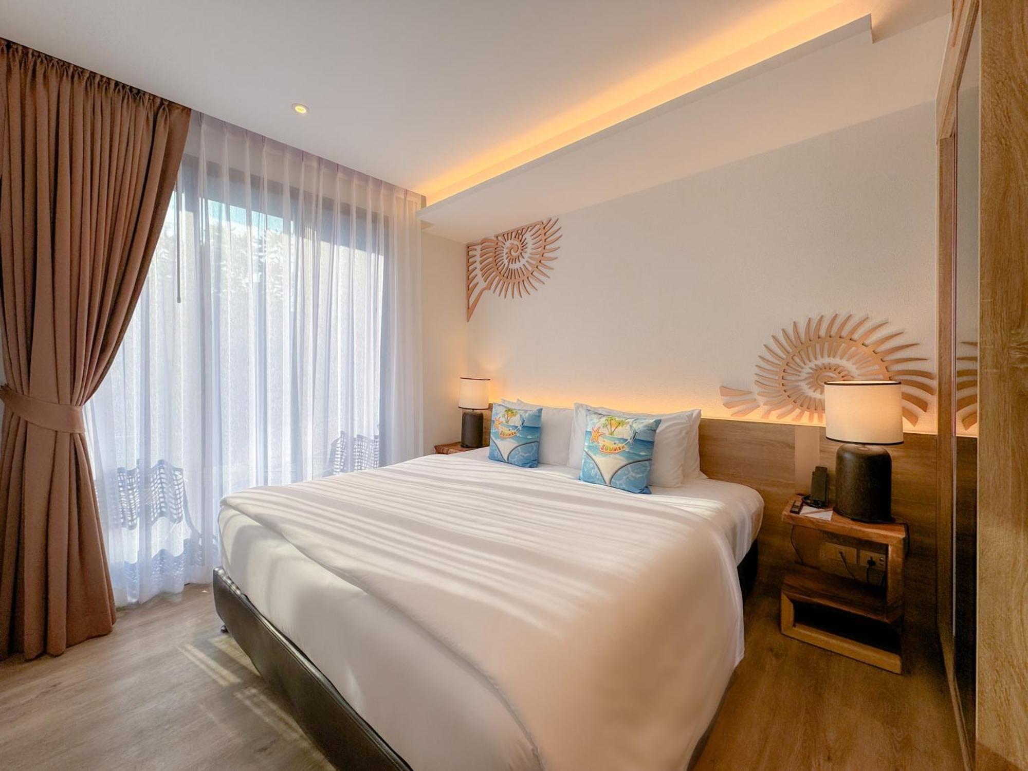 The Marin Phuket Kamala Beach Exterior photo